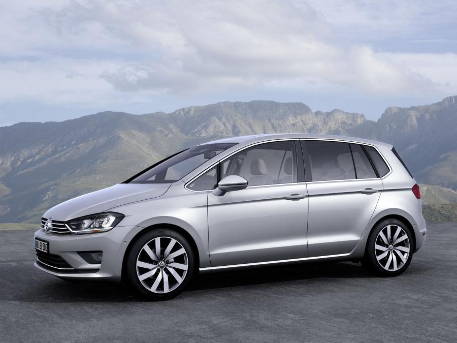  Volkswagen Golf Sportsvan Concept 2013 года  (фото 4 из 14)